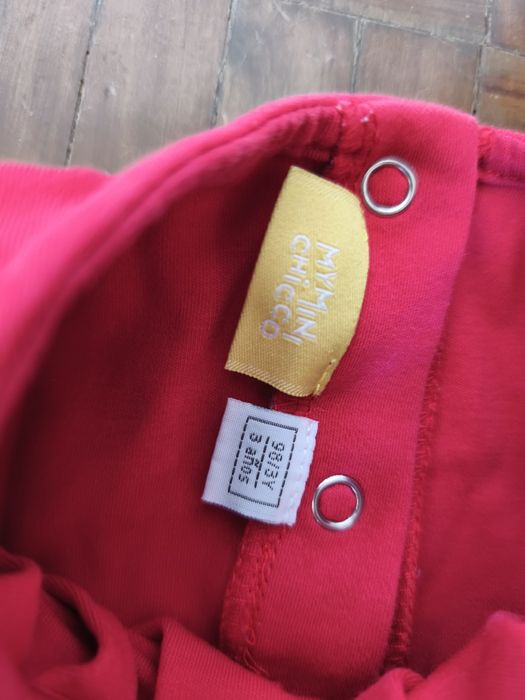 Dois vestidos; T- Shirt; camisa - Levis, Chicco, Benetton - menina 3 a