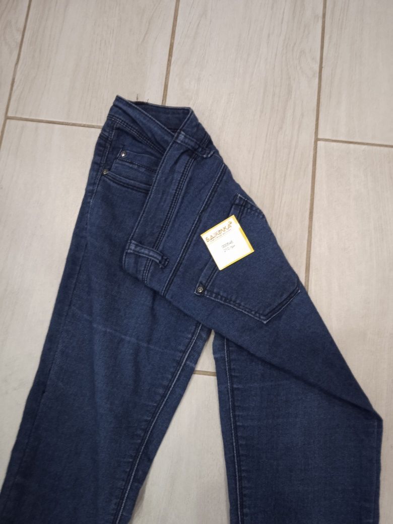 Подростковые джинсы, новые
