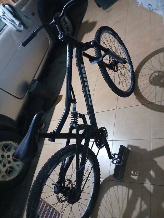 Bicicleta BT Rockrider