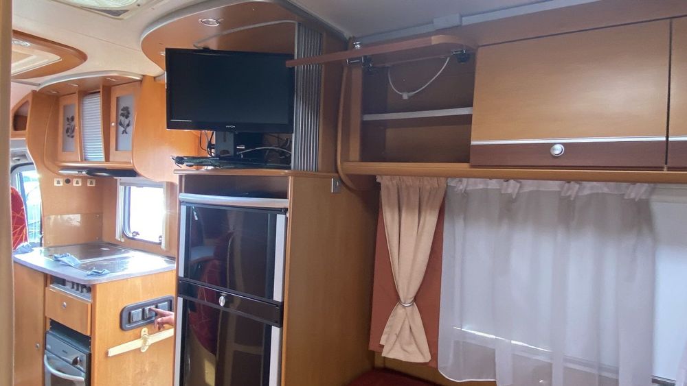 Zabudowa kamper renault master