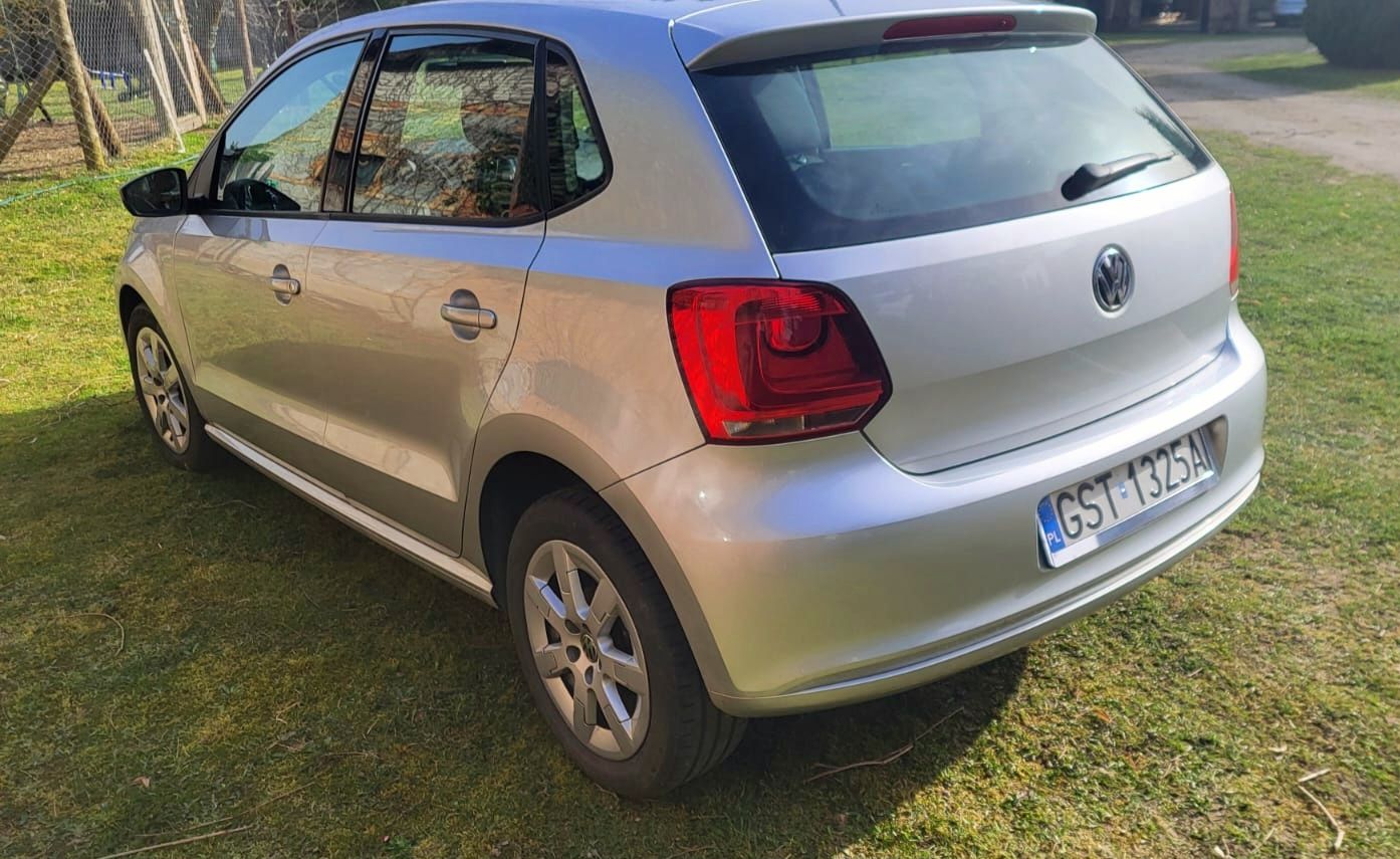 Vw Polo zadbany, 2 komplety kół