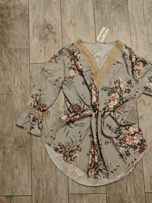 Nowa koszula z metką koszulka xl w kwiaty