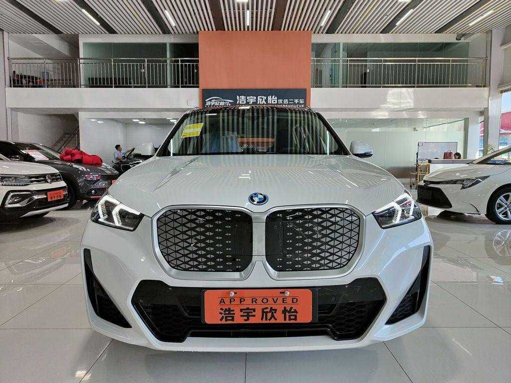 BMW iX1 xDrive 2024