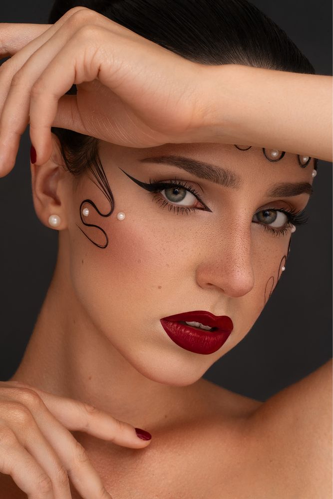 Ретушер. Якісна та натуральна обробка фото. High End Beauty Retouch