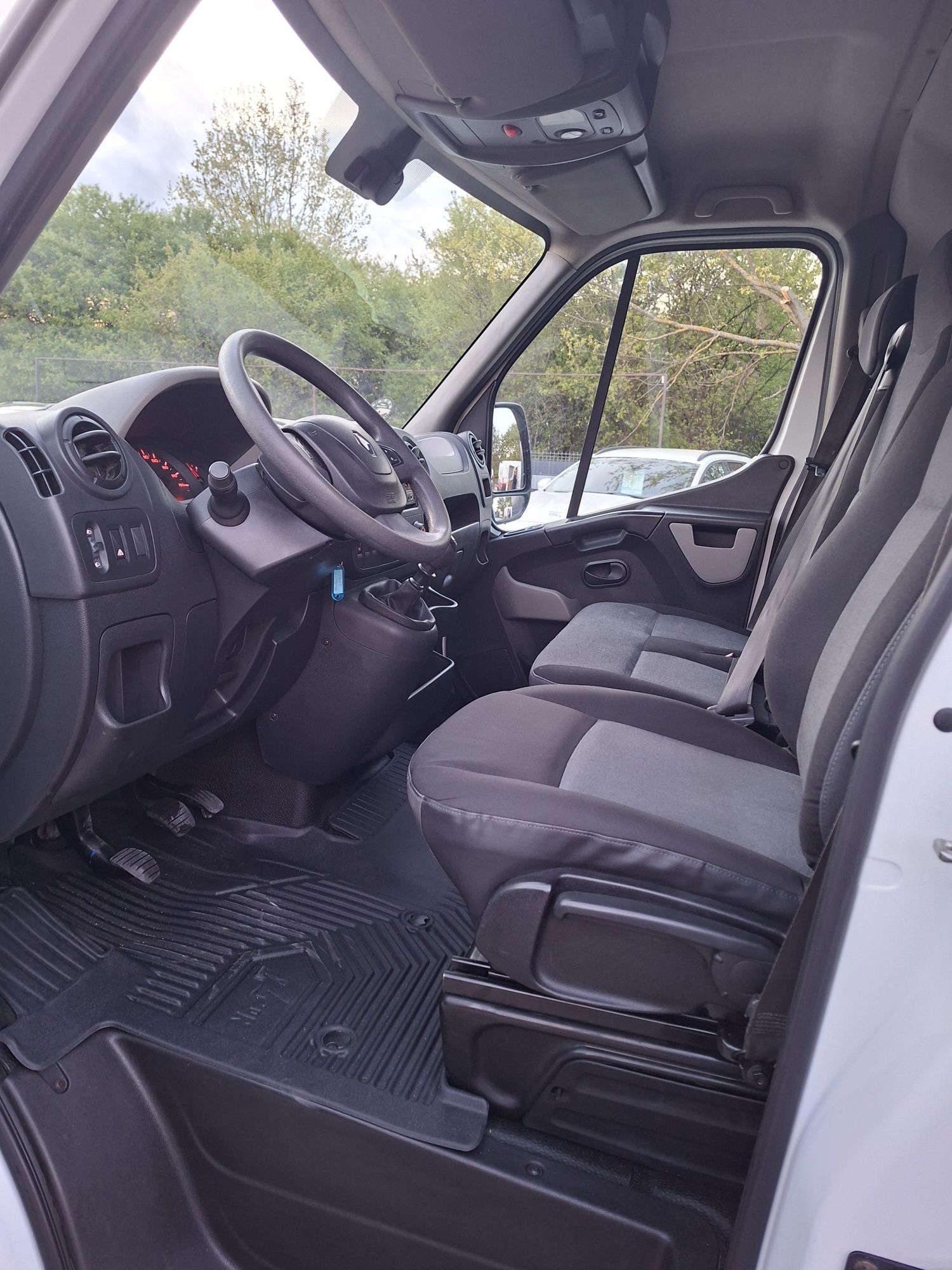 Renault Master lll 2.3 Dci  125KM. L2H2 Sredni Klima Orginał.