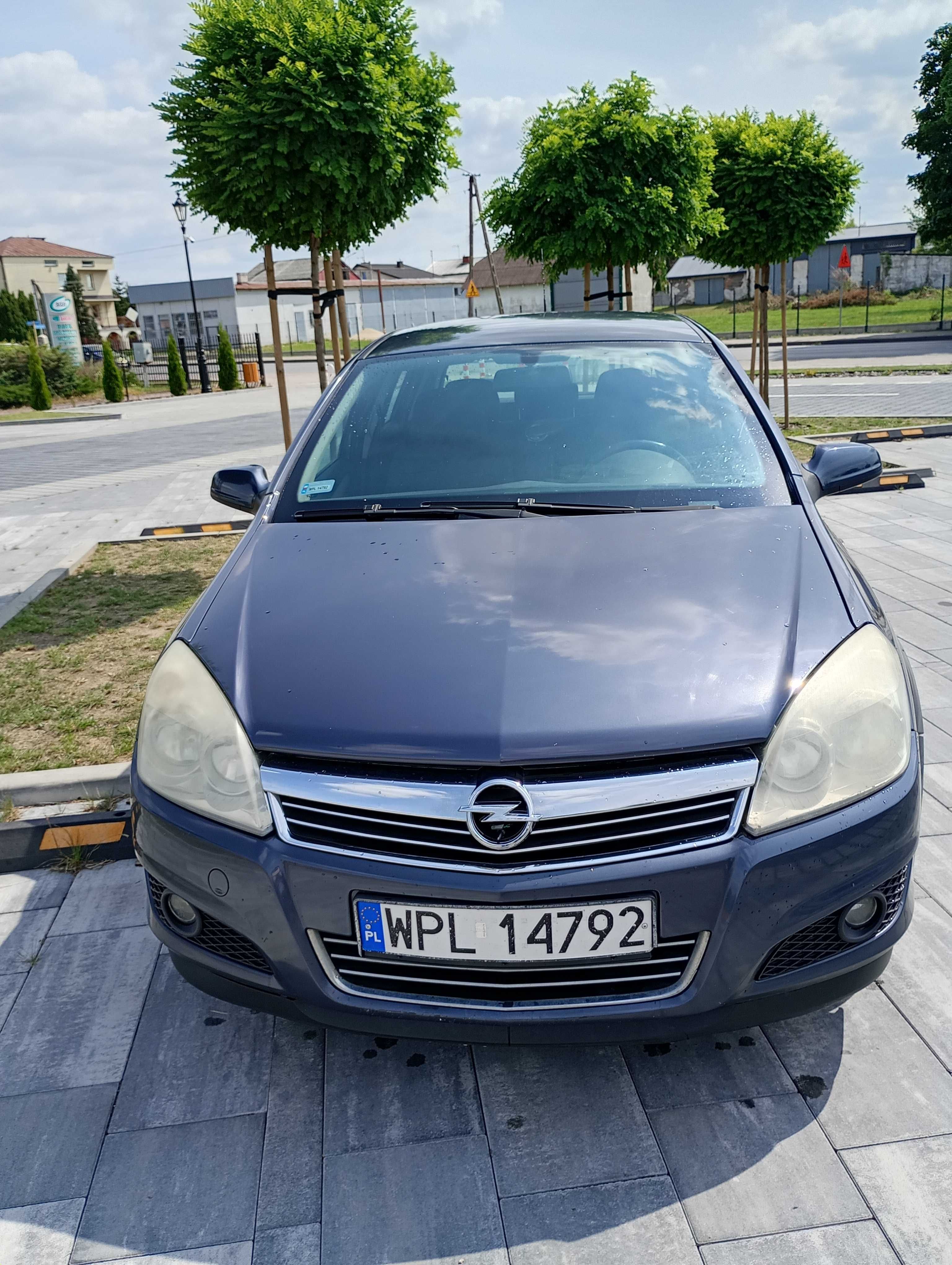 Opel Astra H - 1,7 CDTI ; Stan dobry