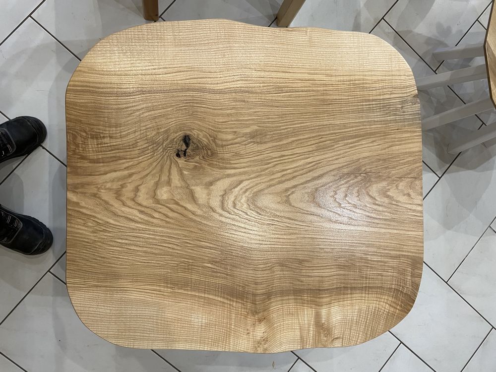 Stolik kawowy drewniany z monolitu jesion