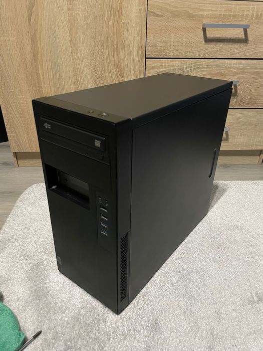 Komputer PC do gier stacjonarny