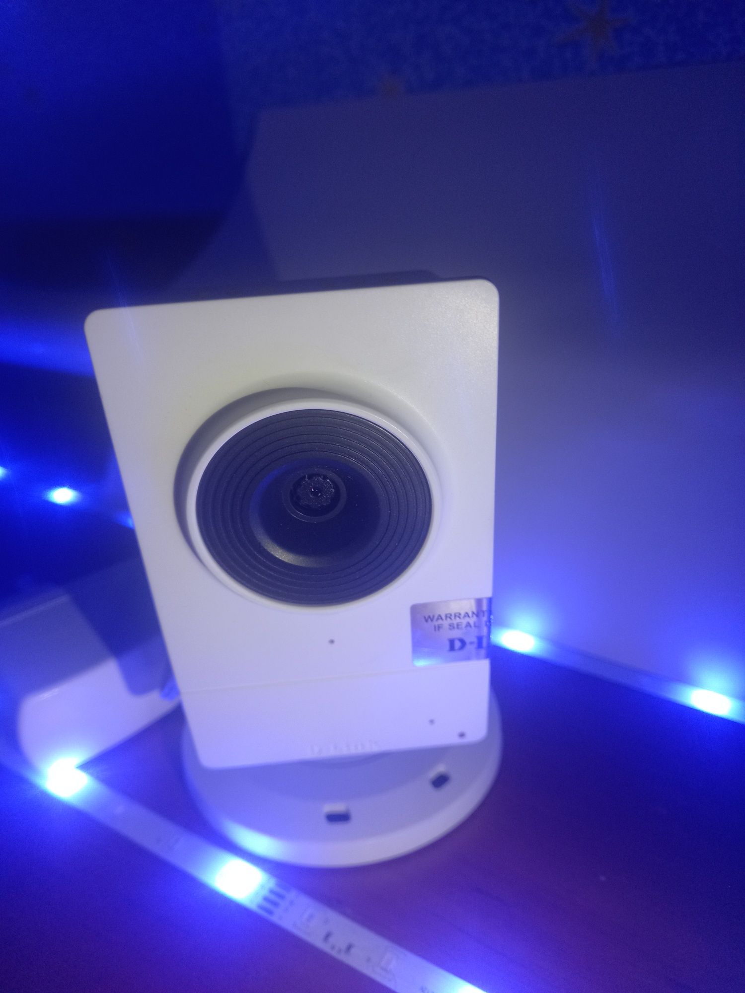 1 D-Link DCS-2103 Сетевая мегапиксельная IP-камера