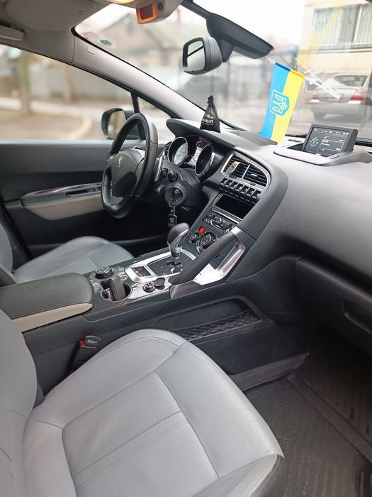 Продам Peugeot 3008