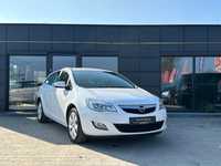 Opel Astra 1.4 Benzyna Tempomat Radio CD Nawigacja Alufelgi Czujniki