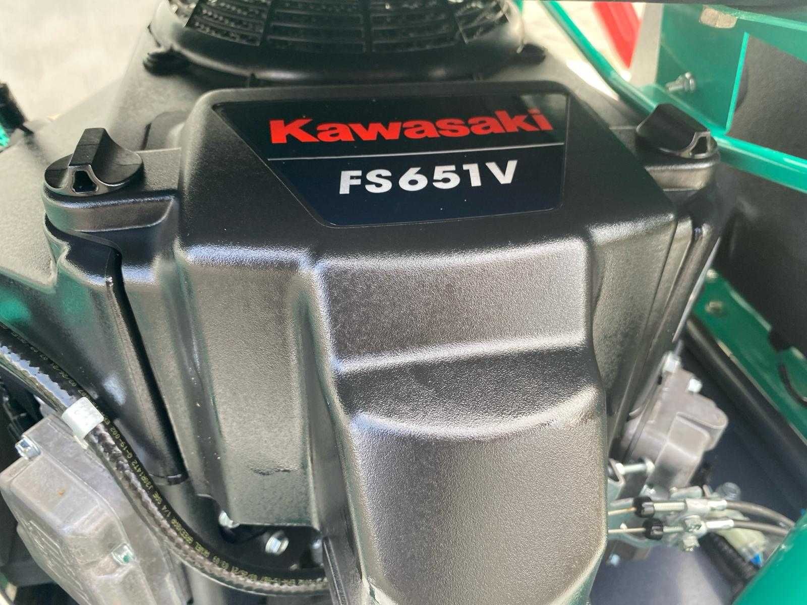 Podemonstracyjna karczownica traktorkowa OREC RMK 151. Koszenie farm