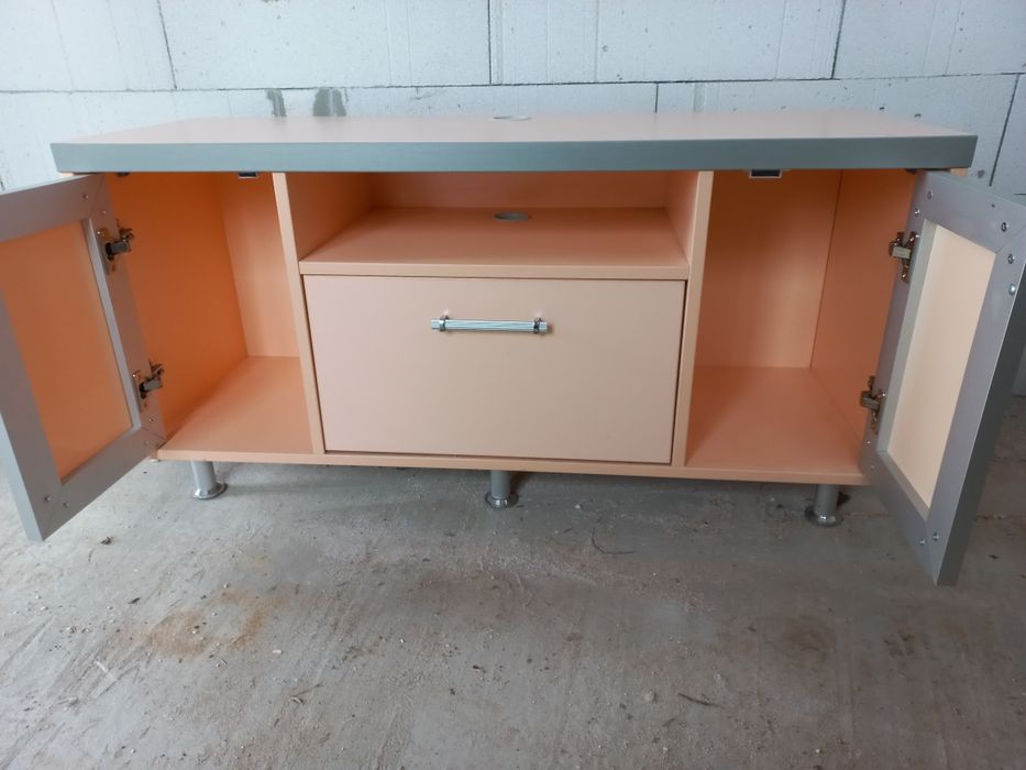 Тумба під телевізор