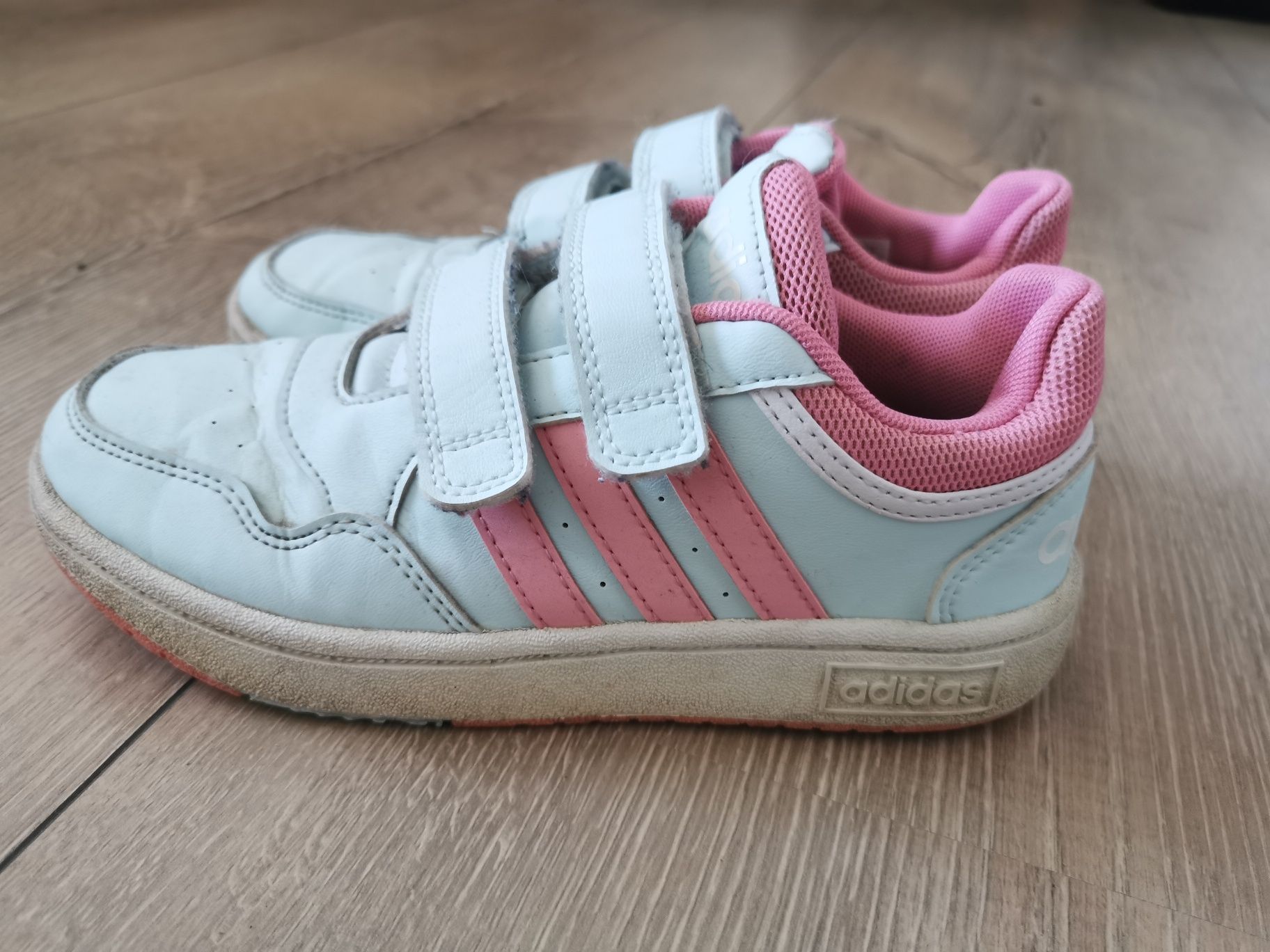 Adidasy dziewczynka 33