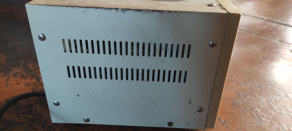 Стабілізатор напруги Kebo Sdr-2000va