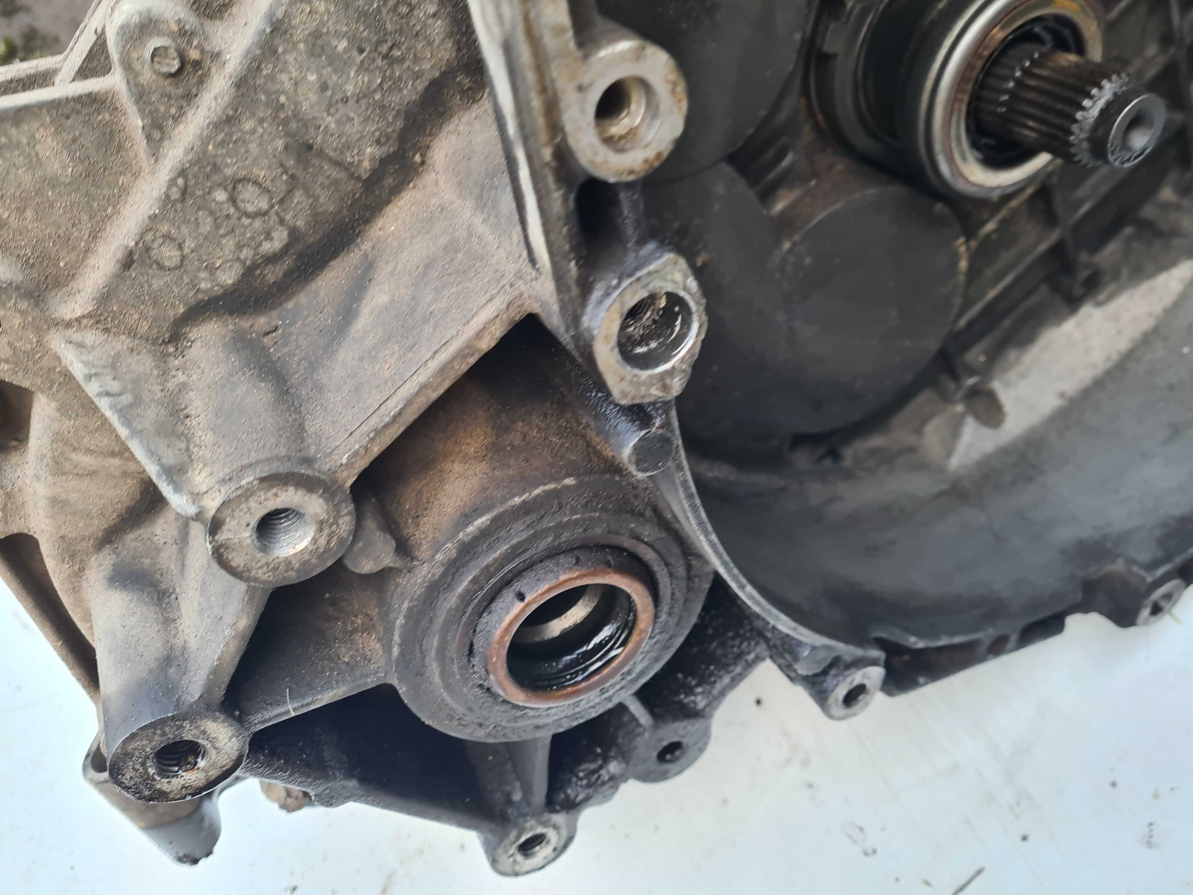 Skrzynia biegów F-40 F40 1.9 cdti Opel Vectra C Signum manual 6 biegów
