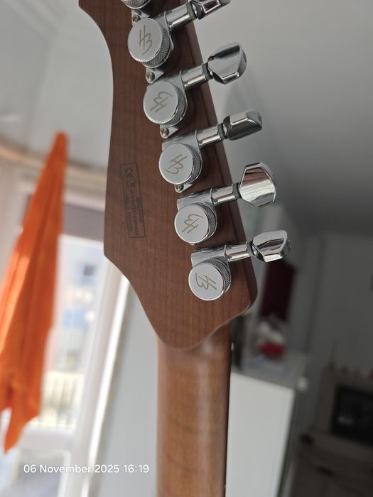 Guitarra Harley Benton Fusion-III HSH Roasted