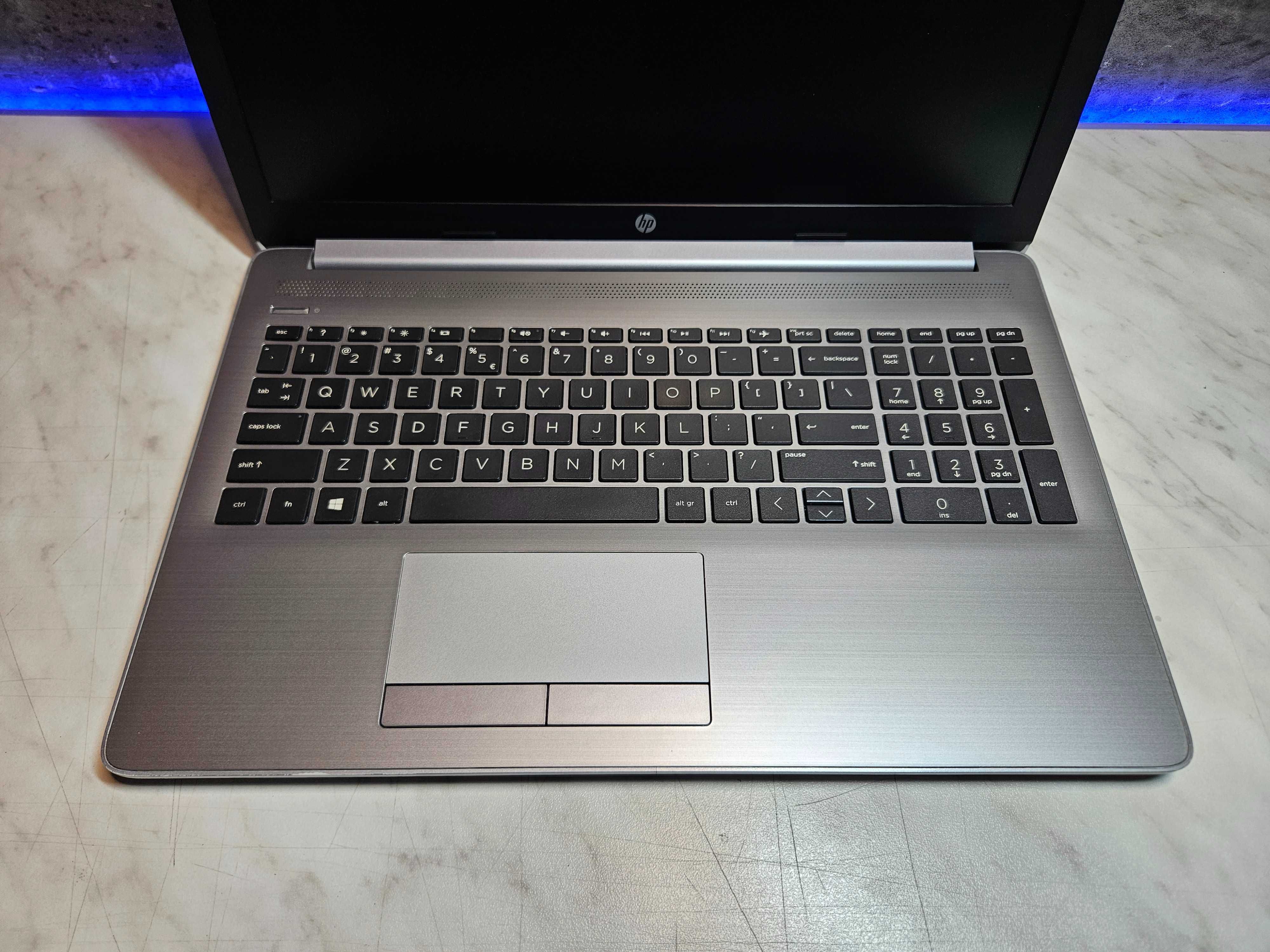 HP 255 G7 | 15.6 FHD | Ryzen 5 PRO 3500U | 8GB DDR4 | 256GB SSD | W11