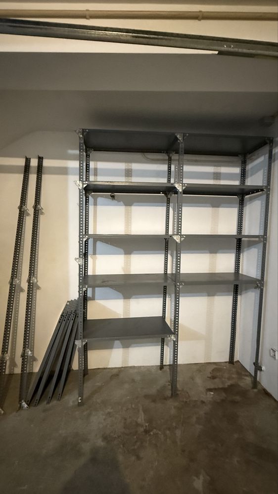 Estante em metal (3 modulos 2,50x1,00x0,50)