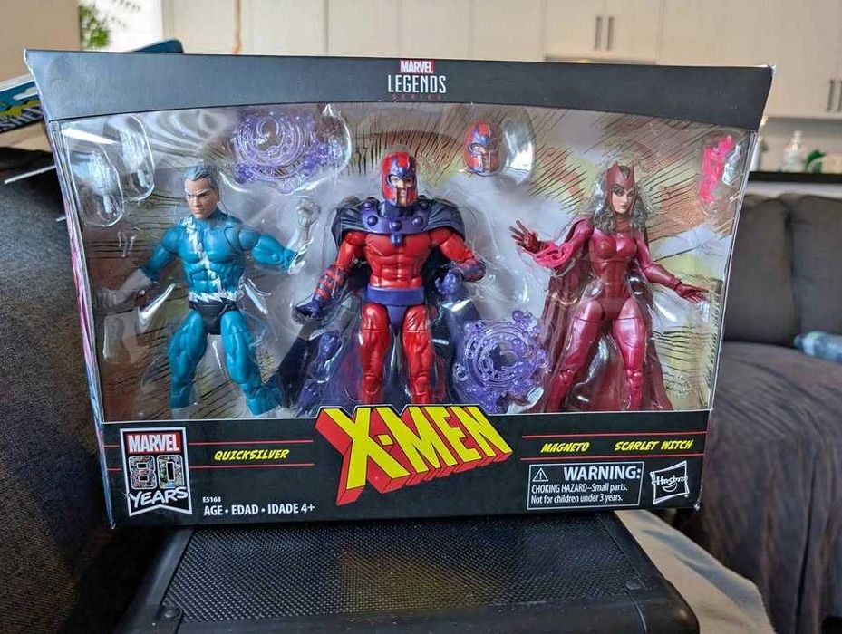 Marvel Legends Family Matters 3 Pack Magneto Quicksilver Scarlet Witch