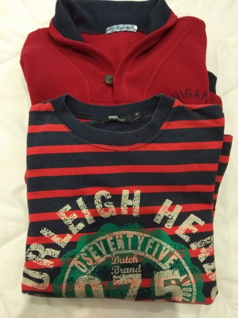 Conjunto sweat polar vermelha +riscas.Bom preço.