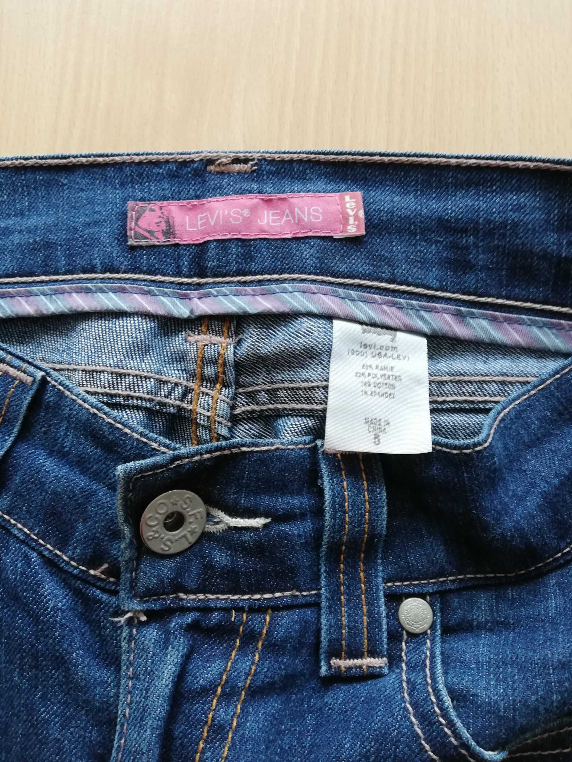 Levi's jeansowe/dżinsowe krótkie spodenki damskie granatowe 34