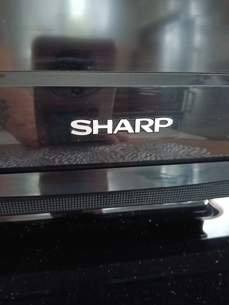 Telewizor Sharp LCD aquos