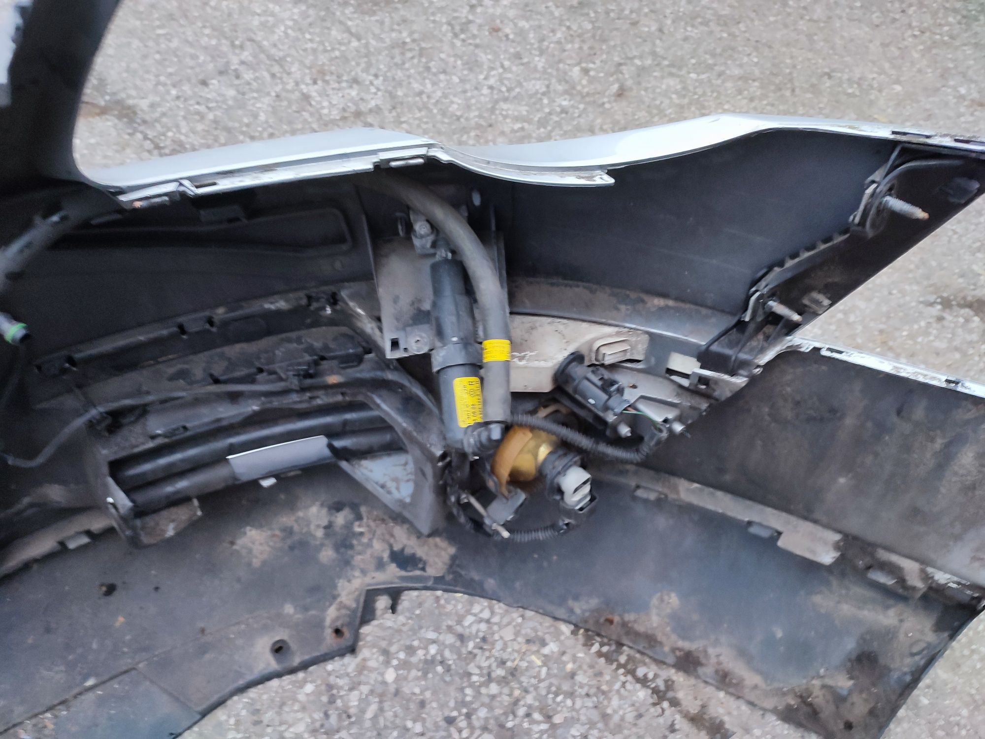 Passat B6 dysza sprysk spryskiwacz lampy lewy lub prawy i inne
