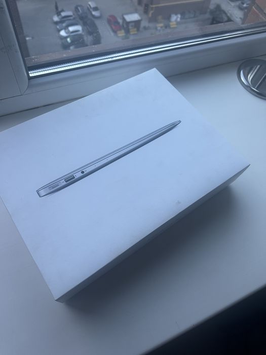 Без предоплат! Macbook air 2 з коробкою та зарядкою в комплекті