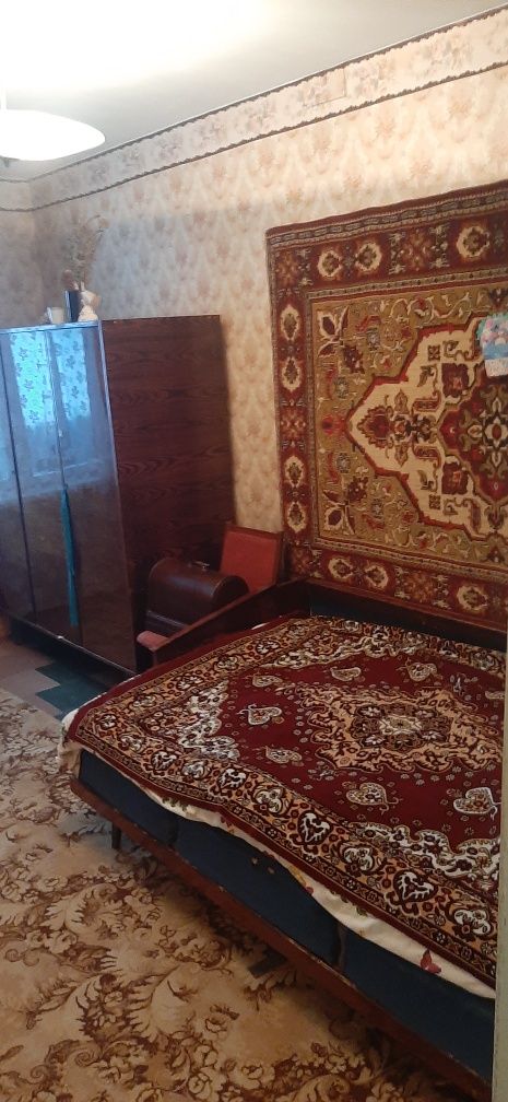 Сдам 2-комн. квартиру район ДК Металлург (Косиора)