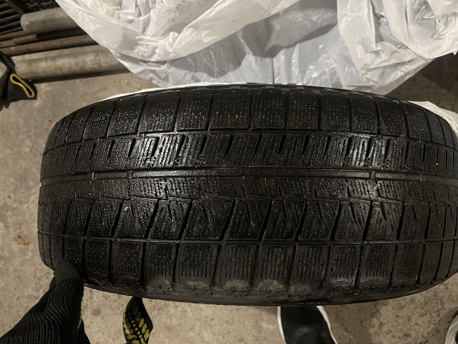 215/60 R16 Bridgestone