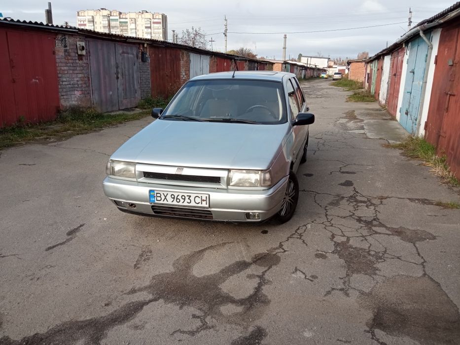 Надійний і зручний автомобіль Фіат Тіпо -