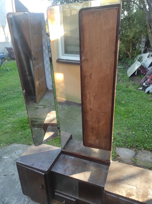 Stara toaletka do renowacji