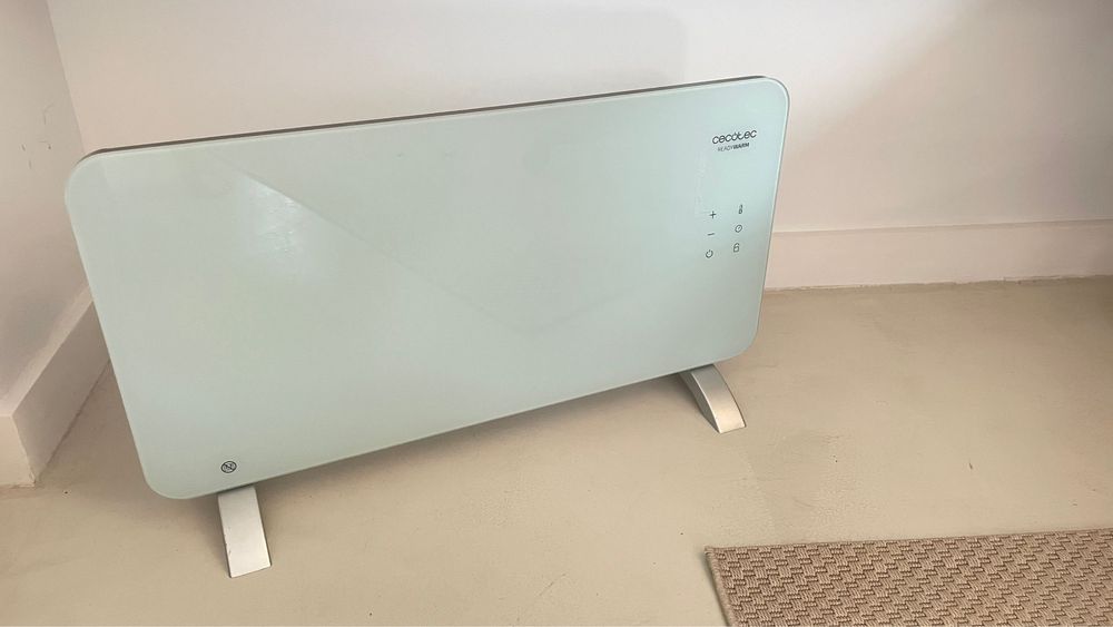 Radiador/Aquecedor Cecotec elétrico praticamente novo