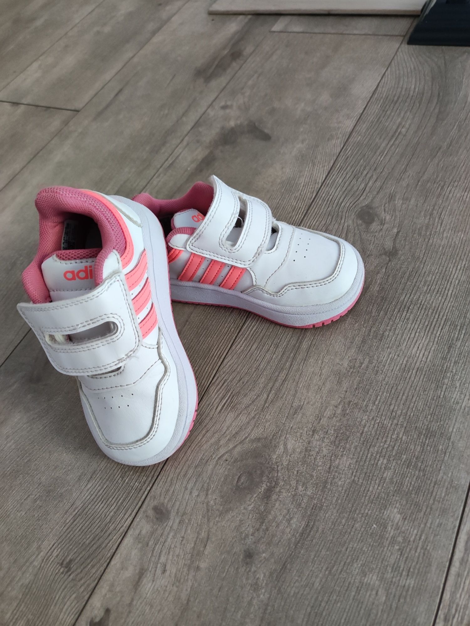 Buty dla dziewczynki