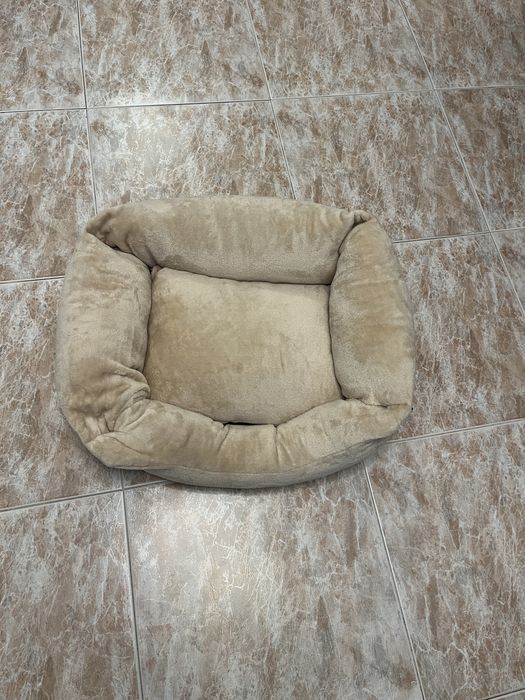 Cama para cão com almofada amovível