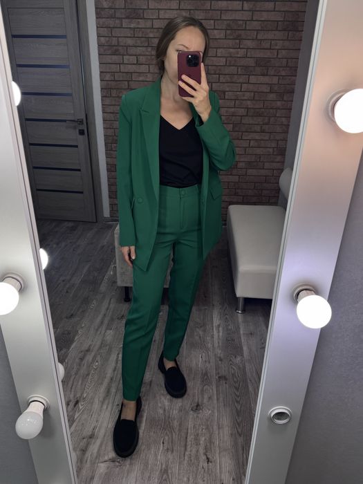 Костюм класичний червоний зелений брюки двобортний піджак Vloria