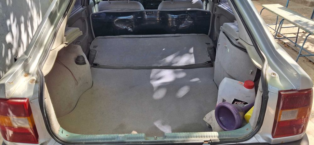 Опель вектра А 2.0 литра бензин