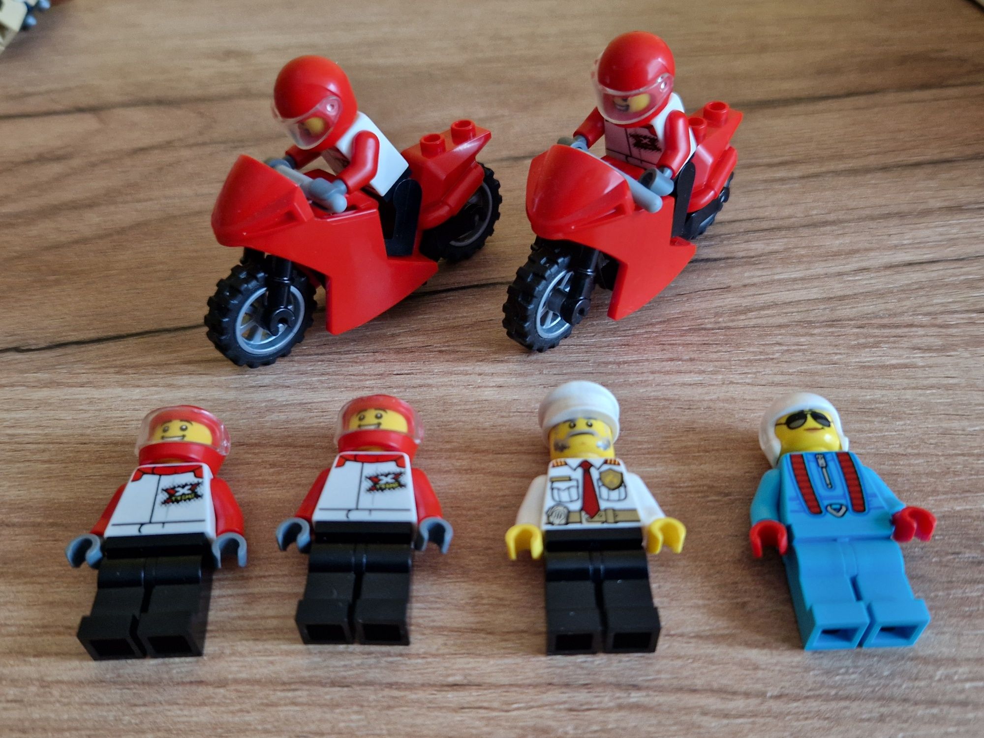 Lego City Minifigurki, Motorcycle Driver foil pack x2