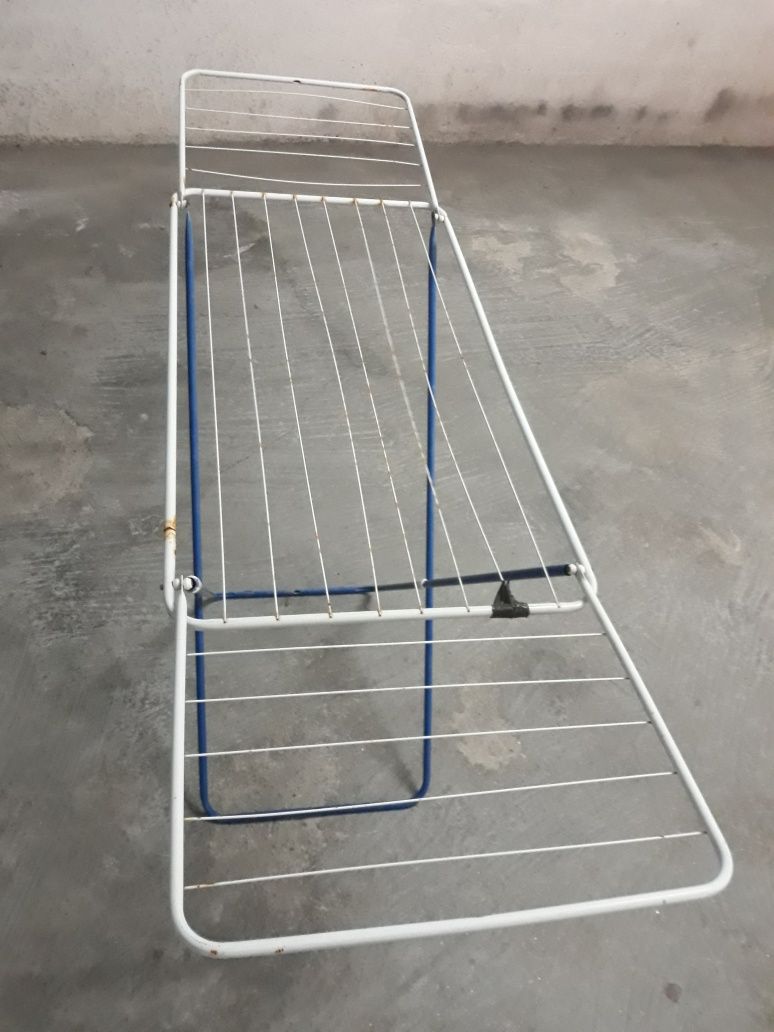 Estendal / varão de chão