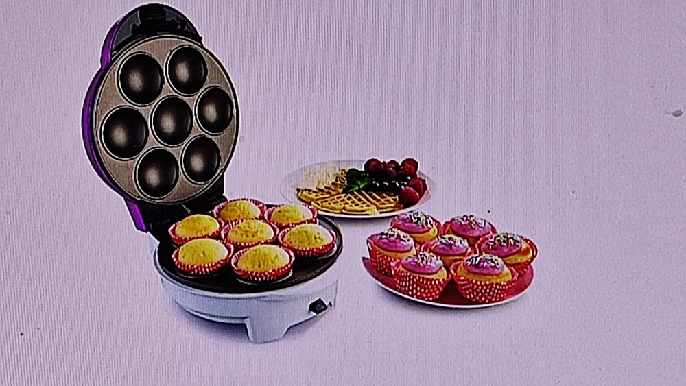 Вафельниця ( 2 в 1 ) GORENJE WCM702 PW