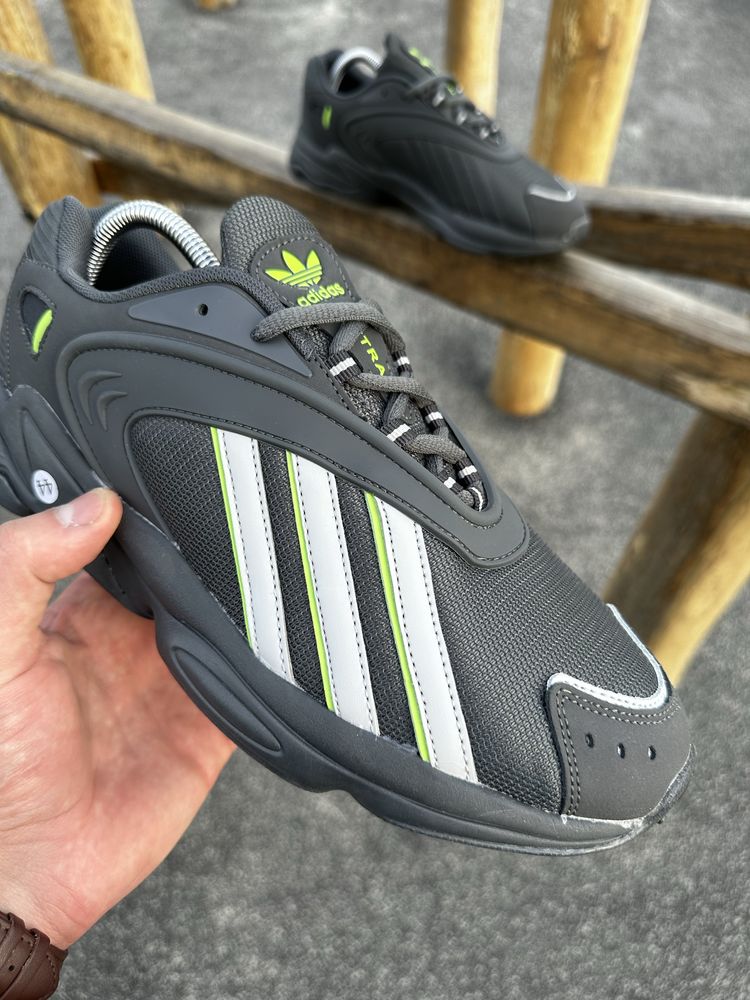 Кросівки Adidas OZTRAL р.41-46