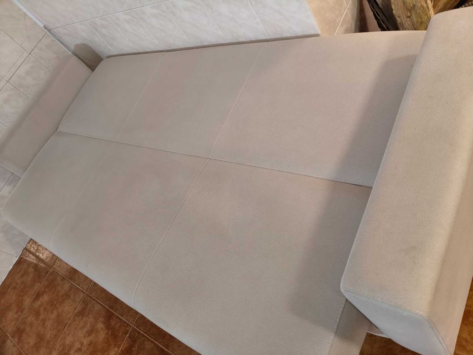 Sofá 3 Lugares impecável