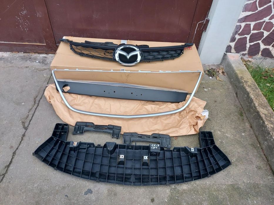 Mazda CX7 CX-7 Lift 09-12 Atrapa Kratka Listwa Zderzaka