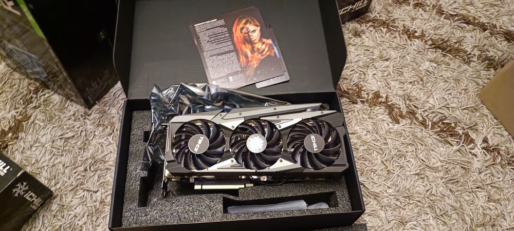 RTX 3070 Inno3D ICHILL x4