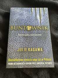 Buntownik Julie Kagwa