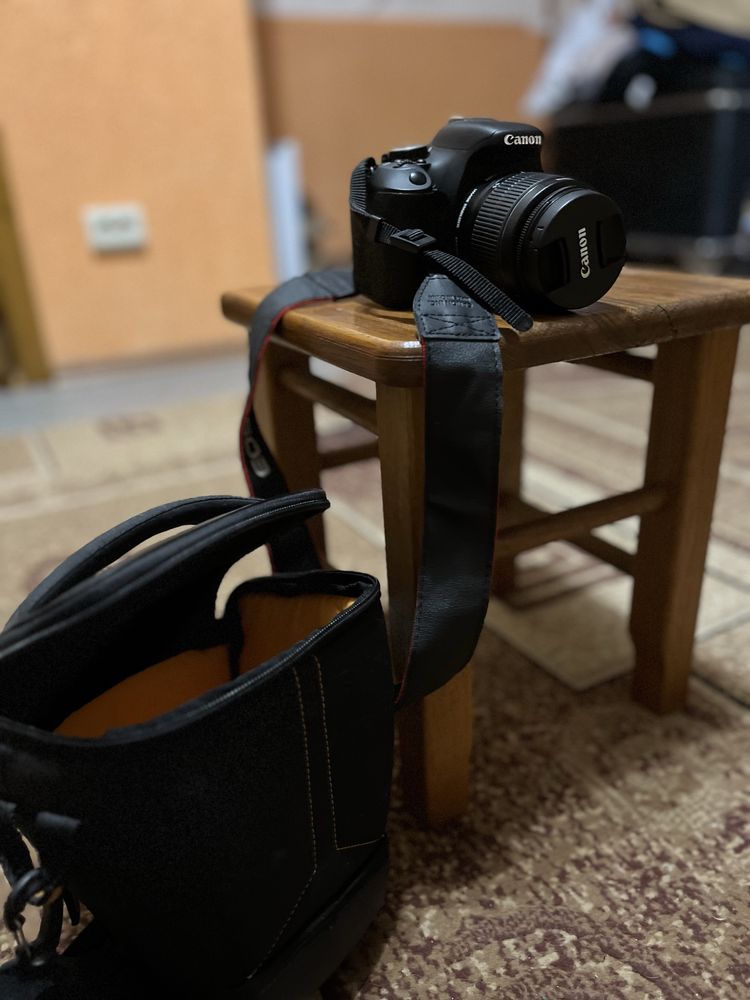 Canon eos600d майже новий!