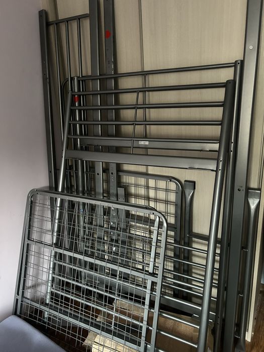 Łóżko piętrowe używane