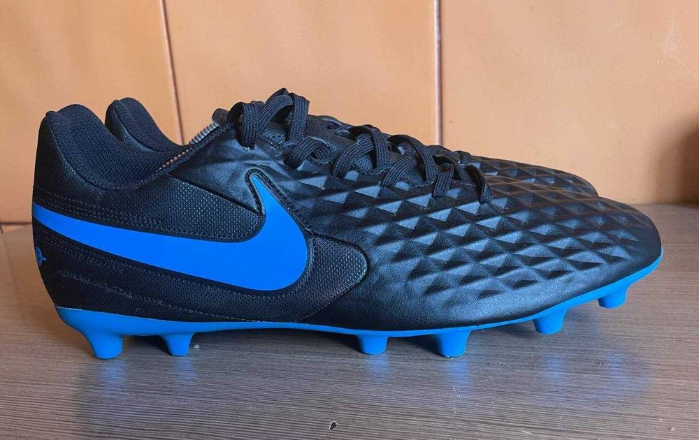 Футбольные бутсы nike timempo 44 размер 28 см