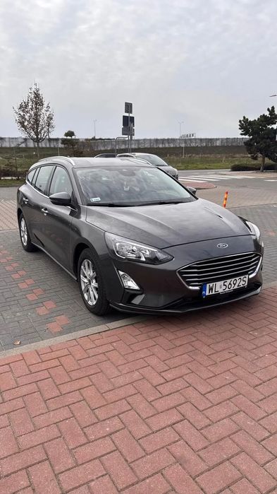 Ford Focus Salon Polska
